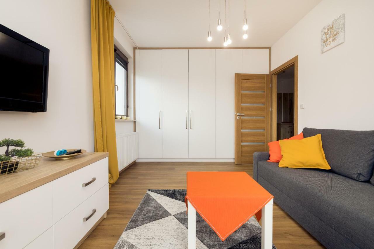 Wola Business Apartments Warsaw Exterior photo